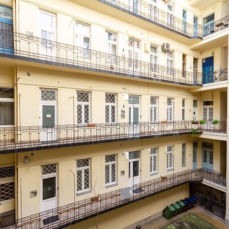 Stylish Suite Westend Budapest Bagian luar foto
