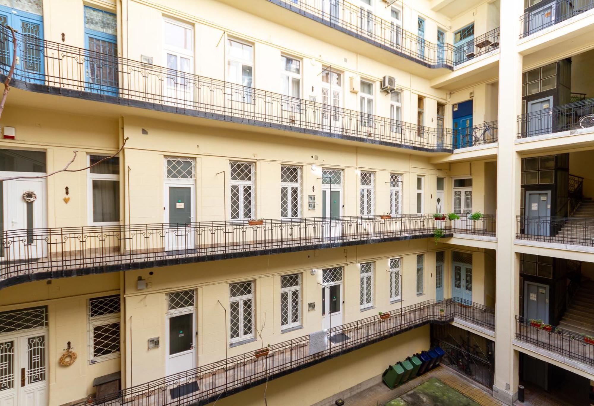 Stylish Suite Westend Budapest Bagian luar foto